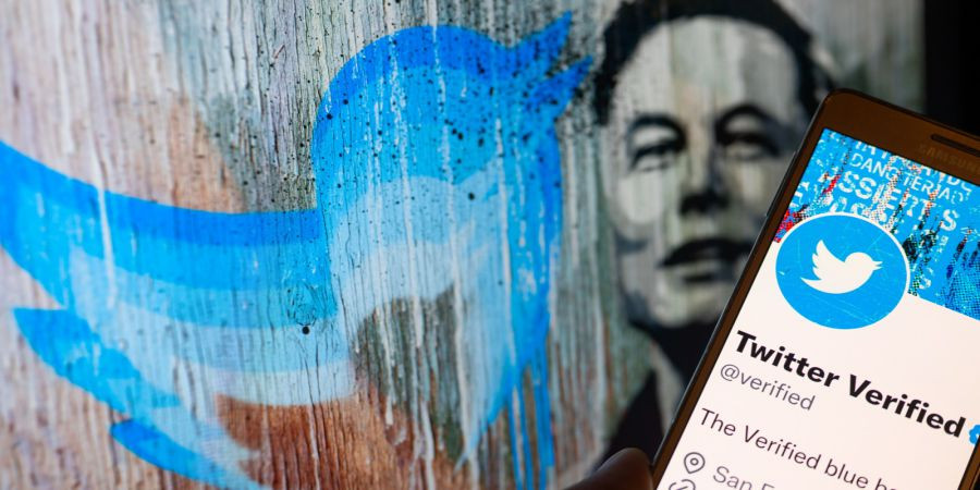 Twitter Blue Subscribers Might Soon Be Able To Hide Their Checkmarks